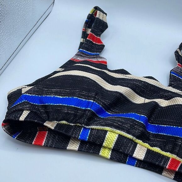 NWT Cupshe swim top size Medium - Picture 4 of 10